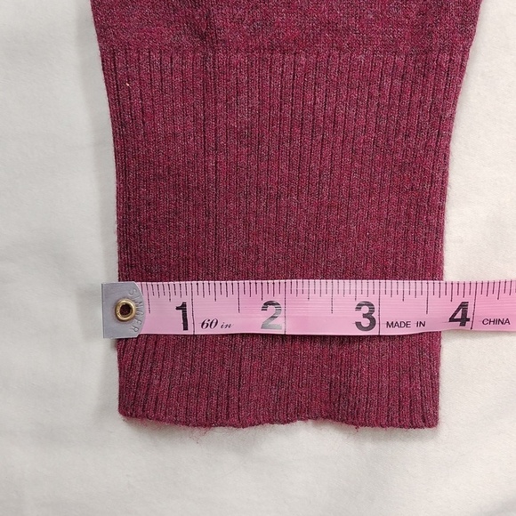 Survival women's burgundy long sleeved cropped cardigan size large - Picture 9 of 9